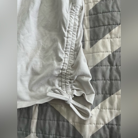 SHEIN butterfly shirt - Picture 2 of 4